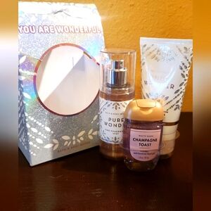 Bath and Body Works 3 piece set NWT